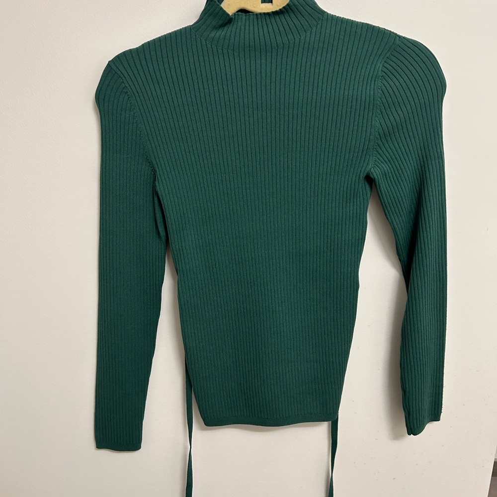Aritzia Babton Top